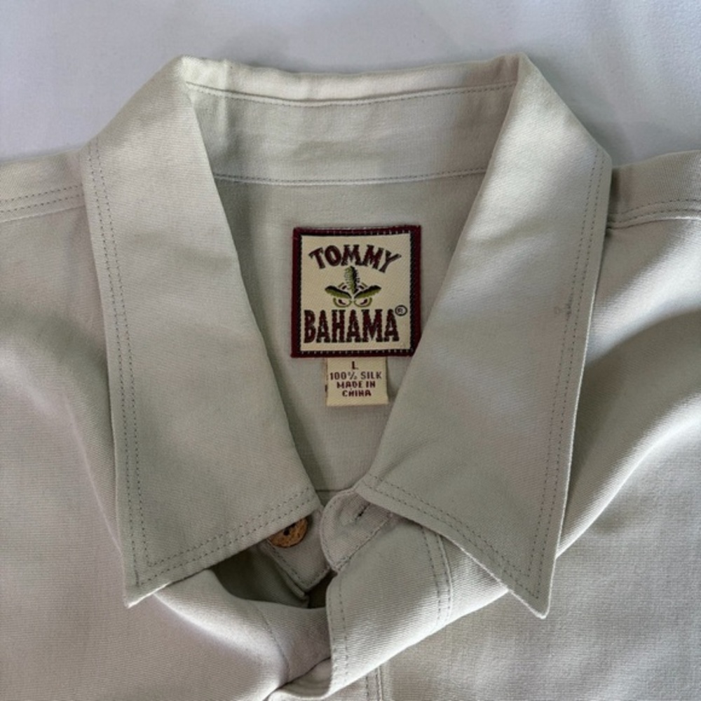 Tommy Bahama Light Beige Silk Shirt Button Down Long Sleeve Men’s Size‎ Large